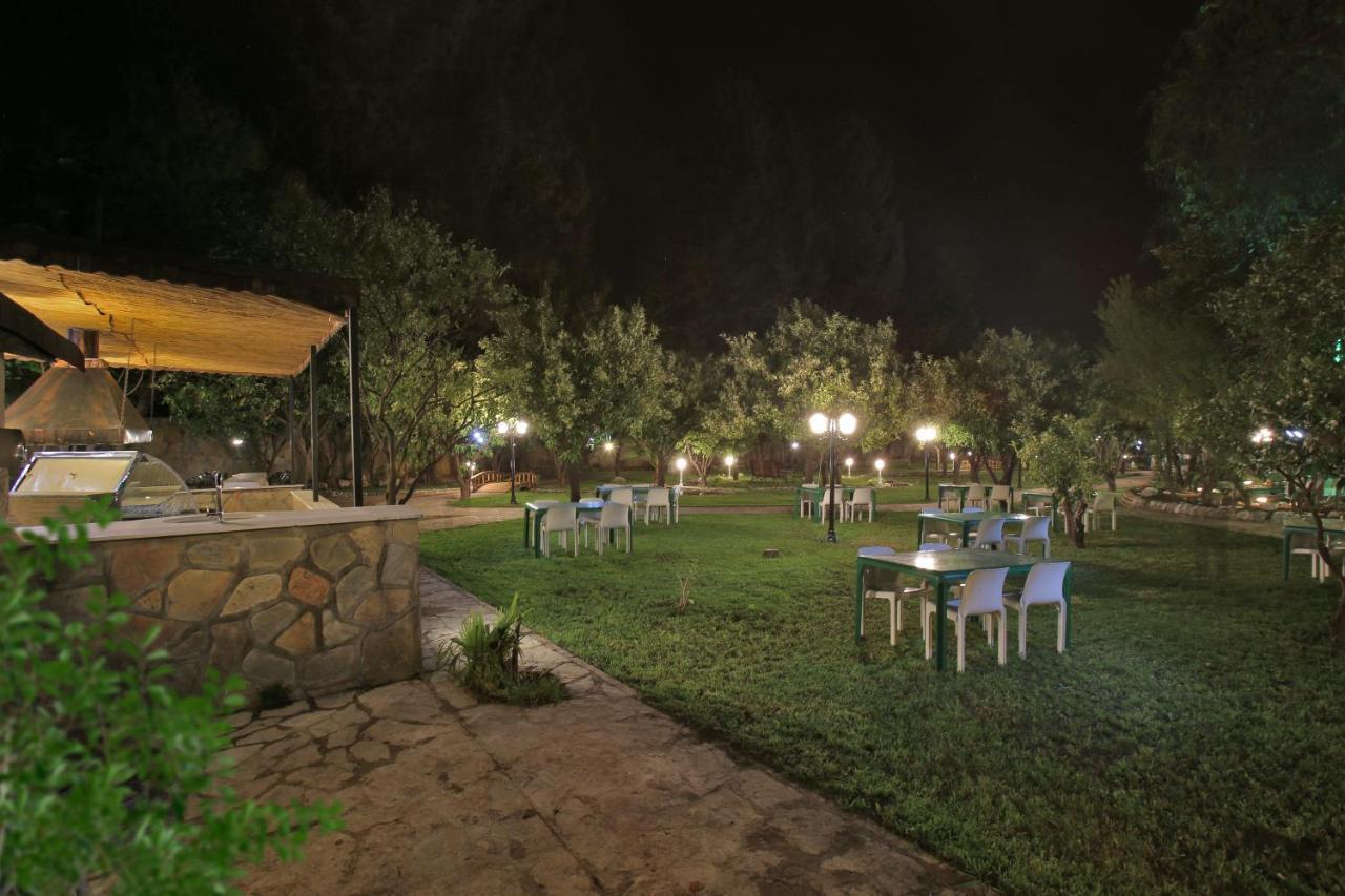 Green Valley Hotel เกเมร์ ภายนอก รูปภาพ