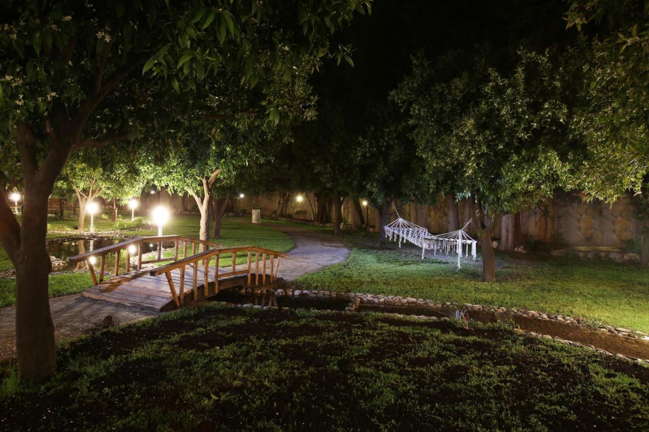 Green Valley Hotel เกเมร์ ภายนอก รูปภาพ